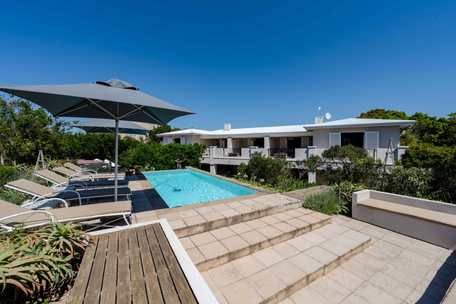 7 Bedroom Property for Sale in Goose Valley Western Cape